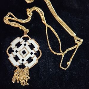1970s Avon White Enamel Gold Tone Tassel Pendant Necklace